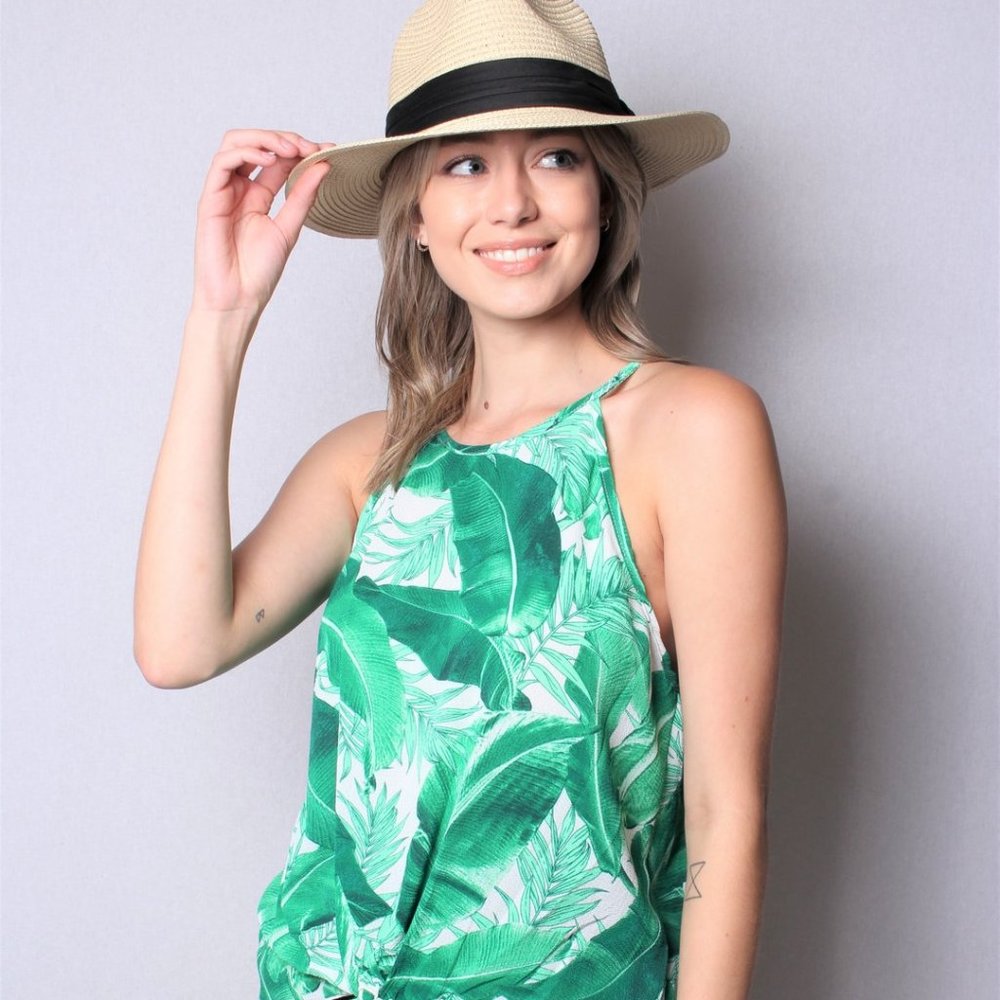 New Junior's Cute Boutique Green leaf print top